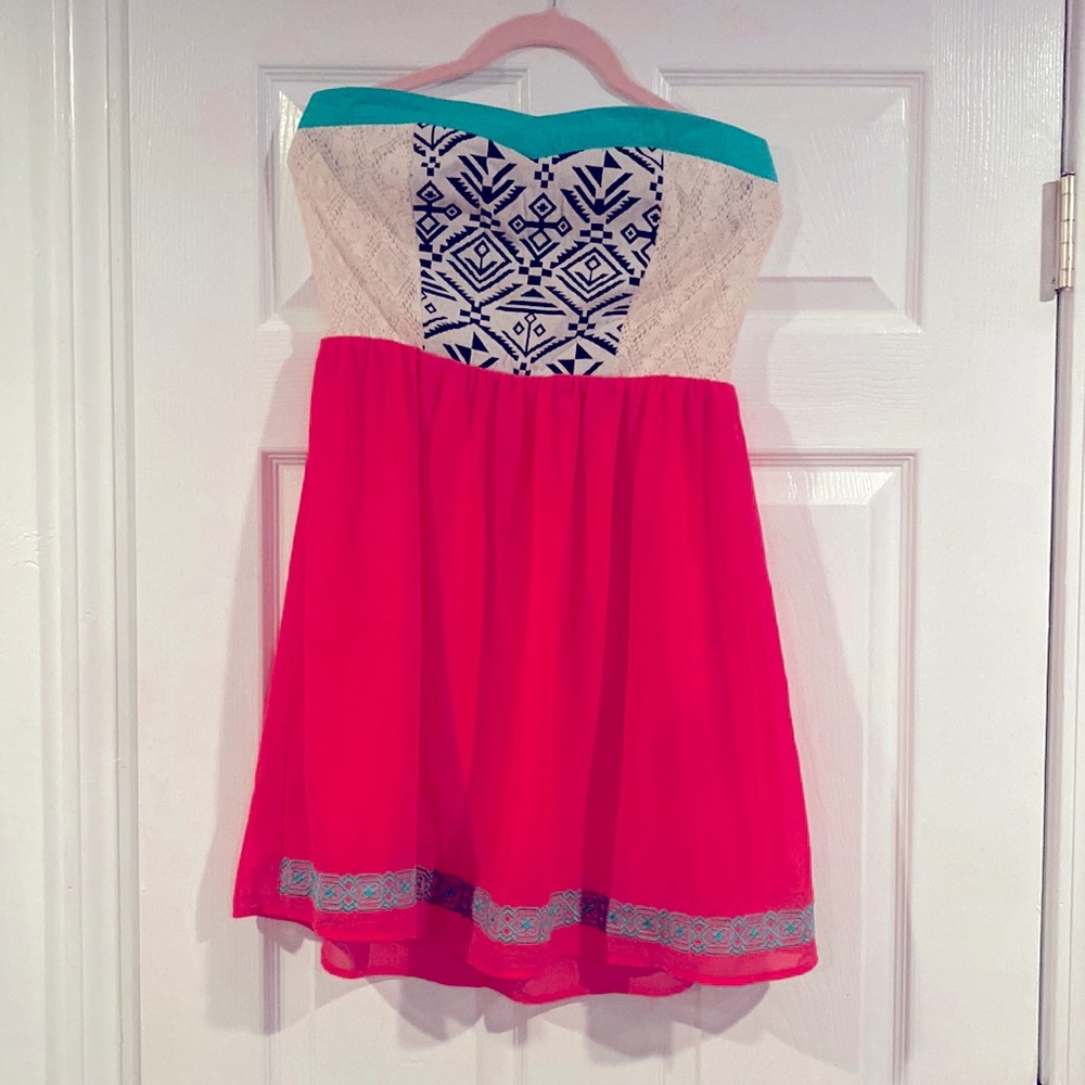 Flying Tomato strapless dress. Size M